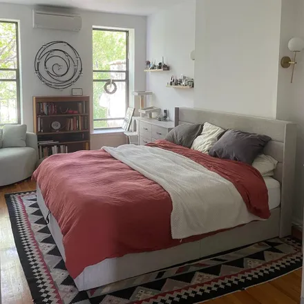 Rent this 1 bed room on 923A Gates Avenue in New York, NY 11221