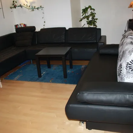 Rent this 2 bed apartment on unnamed road in 65439 Flörsheim, Germany