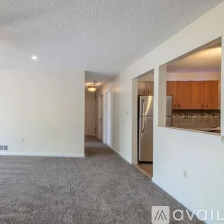 Image 3 - 57 Willow Ct, Unit 57 - Apartment for rent