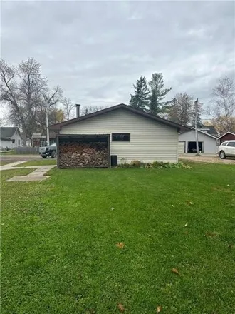 Image 5 - Bay Avenue Southeast, Baudette, MN, USA - House for sale