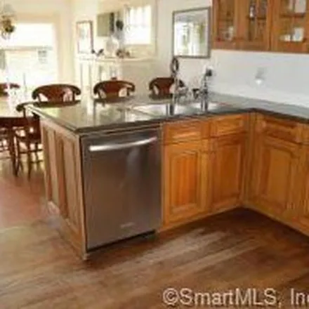 Rent this 4 bed apartment on 331 Main Street in New Canaan, CT 06840