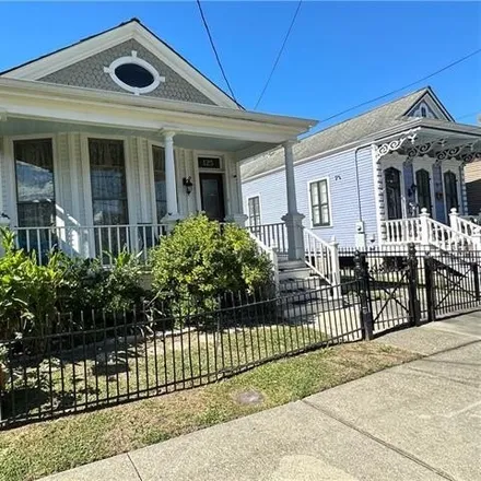 Image 3 - 125 South Genois Street, New Orleans, LA 70119, USA - House for sale