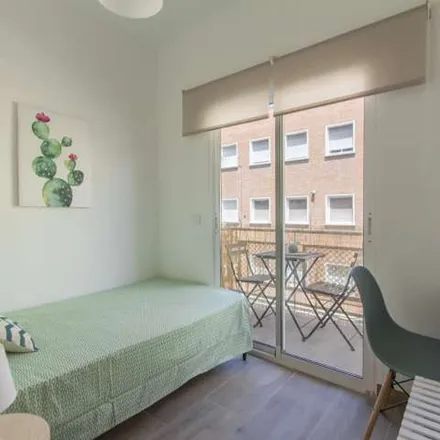 Image 3 - Calle Antonio Vicent, 21, 28019 Madrid, Spain - Apartment for rent