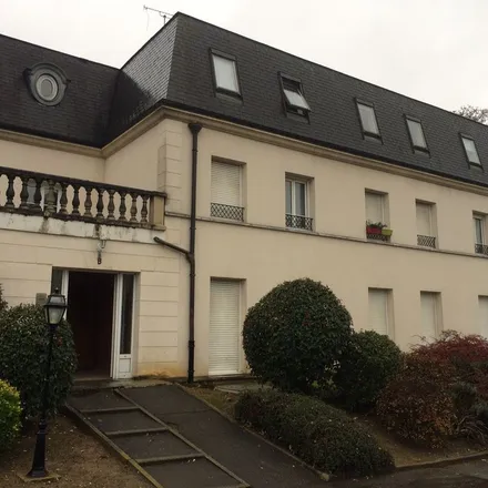 Rent this 2 bed apartment on D 9 in 77165 Forfry, France