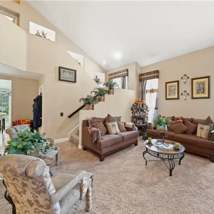 Image 7 - 39620 Ridge Crest Street, Four Seasons, CA 92563, USA - House for sale