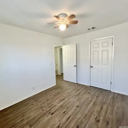 Image 8 - 8132 Landing Avenue, San Antonio, TX 78227, USA - Apartment for rent