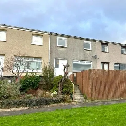 Rent this 3 bed townhouse on Carbarns West in Wishaw, ML2 0DE