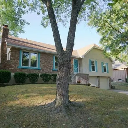 Image 5 - 4905 Northwest 67th Street, Kansas City, MO 64151, USA - House for sale