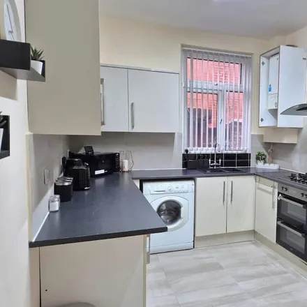 Image 2 - Manchester, M8 9LT, United Kingdom - House for rent