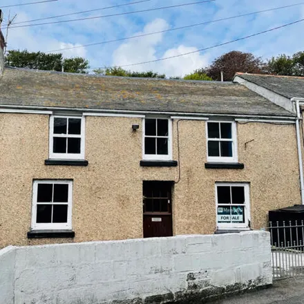 Buy this 3 bed townhouse on Mill Pool in Mousehole, TR19 6QZ