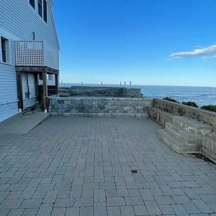 Rent this 7 bed apartment on 91 Surfside Road in Minot, Scituate