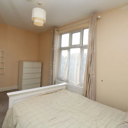 Image 2 - St. Andrews, Court Road, London, SE9 4TH, United Kingdom - Apartment for rent