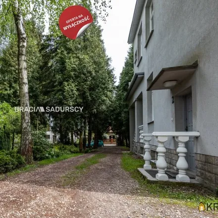 Rent this 3 bed apartment on Uniwersytet Rolniczy — Centrum Badawcze WHiBZ in Krakowska, 31-578 Rząska