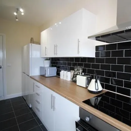 Rent this 5 bed house on Rosedale Road in Bentley, DN5 0JW