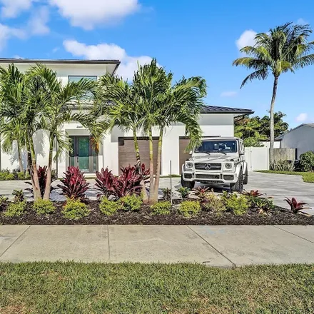 Rent this 3 bed house on 1611 Northeast 2nd Avenue in Delray Beach, FL 33444