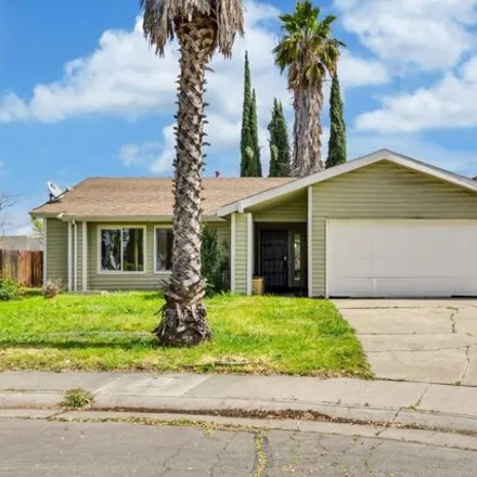 Buy this 3 bed house on Union House Elementary School in Deer Creek Drive, Sacramento