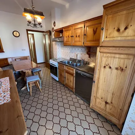 Rent this 3 bed apartment on Via Cossar (chiesa Sant'Anna) in Via Fratelli Cossar, 34170 Gorizia Gorizia