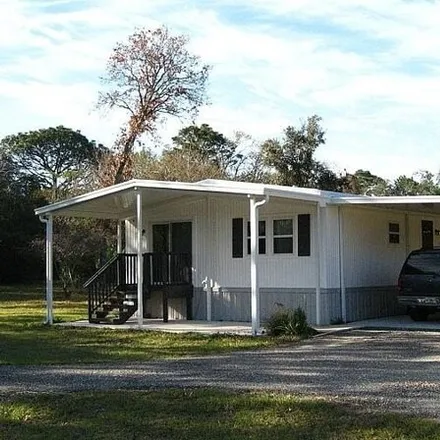 Buy this studio apartment on 10376 Chestnut Drive in Pasco County, FL 34669