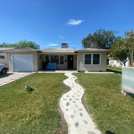 Buy this 2 bed house on 1522 O Street in Firebaugh, CA 93622