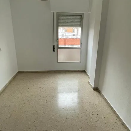 Rent this 4 bed apartment on Luis de Morales (Est. Sánchez Pizjuán) in Calle Luis de Morales, 41018 Seville
