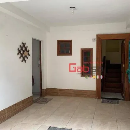 Buy this 5 bed house on Rua Zulmira Mendes in Centro, Cabo Frio - RJ