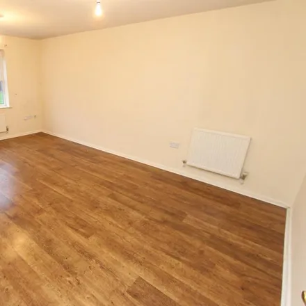 Image 2 - Oakland Court, Moorgate, Leyfields, B79 7EY, United Kingdom - Apartment for rent