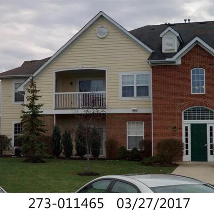 Image 2 - 7774 Essex Gate Drive South, Dublin, OH 43016, USA - Condo for rent