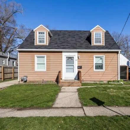Buy this 3 bed house on 1875 Wisconsin Avenue in Beloit, WI 53511