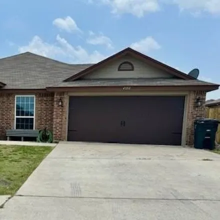 Buy this 5 bed house on 4108 Molly Dyer Drive in Killeen, TX 76549