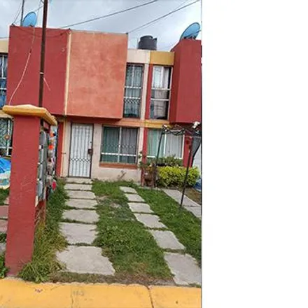Buy this studio house on Calle Hacienda de las Rosas in 55700 Coacalco de Berriozábal, MEX