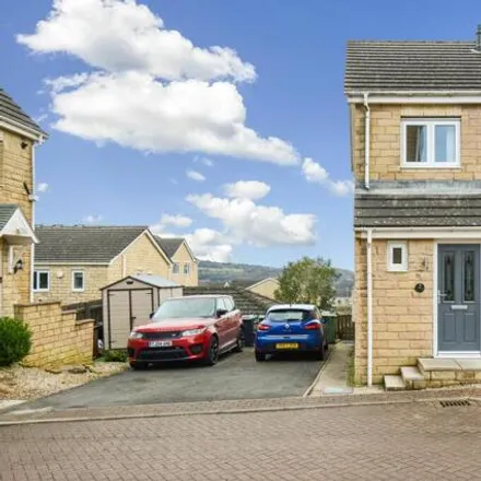 Buy this 3 bed townhouse on Baton Drive in Lindley, HD3 3QJ