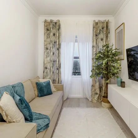Rent this 2 bed apartment on Praceta de Goa 6 in 2700-425 Amadora, Portugal