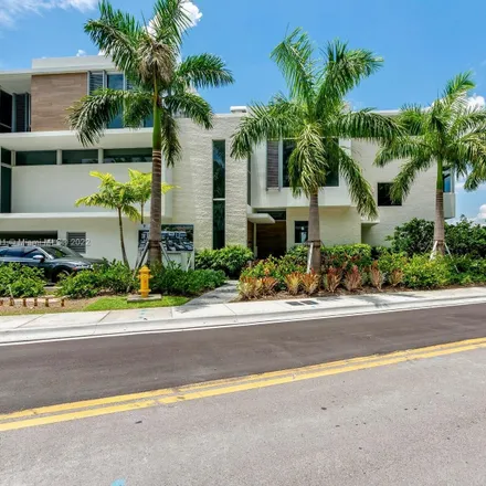 Image 2 - 3600 Yacht Club Drive, Aventura, FL 33180, USA - Townhouse for sale