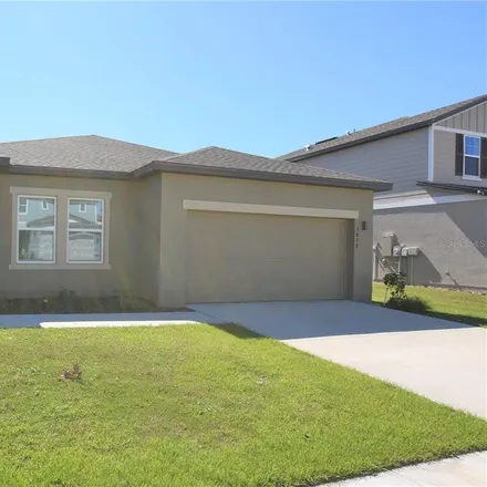 Rent this 3 bed house on Spruce Creek Drive in Lakeland, FL 33811