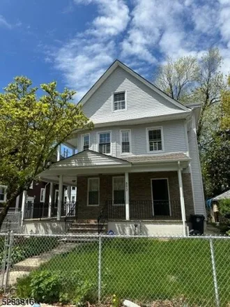 Rent this 2 bed house on 919 South 17th Street in Newark, NJ 07108
