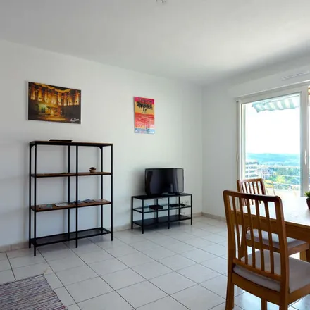 Rent this 2 bed apartment on 1 Rue des Cordeliers in 13100 Aix-en-Provence, France