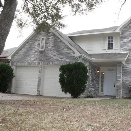 Rent this 3 bed house on 10129 Long Rifle Drive in Fort Worth, TX 76108