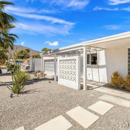 Image 8 - 756 East Spencer Drive, Palm Springs, CA 92262, USA - House for sale