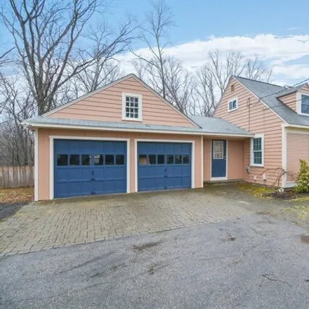 Buy this 4 bed house on 124 Anawan Road in North Attleborough, MA 02760