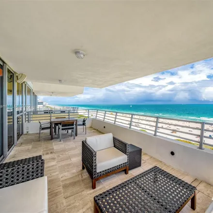 Image 2 - 36 Ocean Drive, Miami Beach, FL 33139, USA - Condo for rent