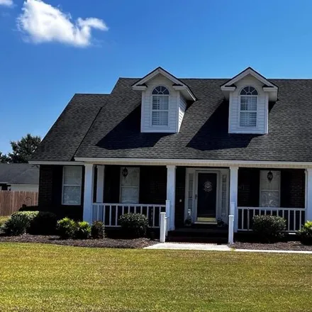 Buy this 3 bed house on 636 Plantation Drive in Adel, GA 31620