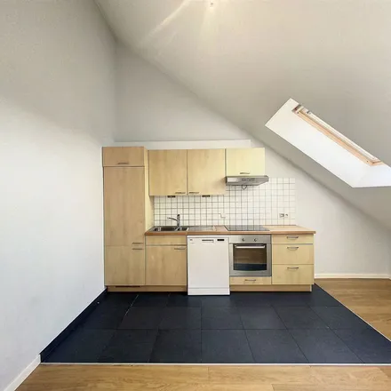 Rent this 1 bed apartment on Avenue Sergent Vrithoff 123 in 5000 Namur, Belgium