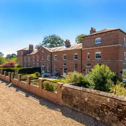 Image 1 - Homeyard Farm, Glentworth Hall, Church Street, Hemswell Cliff, DN21 5DL, United Kingdom - House for sale