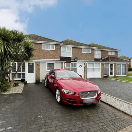 Buy this 4 bed townhouse on unnamed road in Torbay, TQ4 7NS