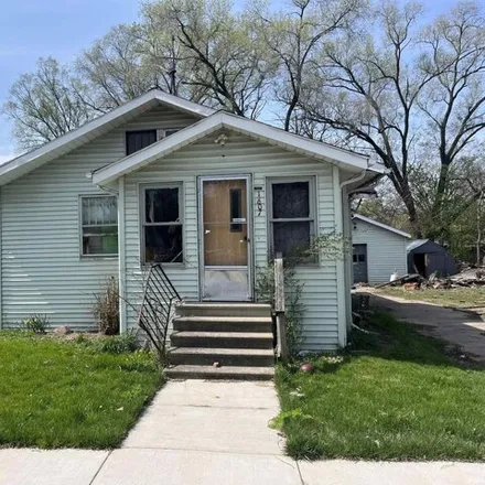 Buy this 2 bed house on 1615 Belmont Avenue in Elkhart, IN 46516