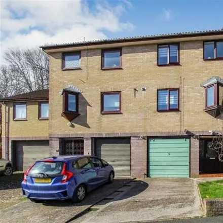 Buy this 3 bed townhouse on Longreach Grove in Bristol, BS14 8AX
