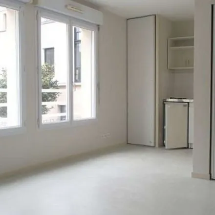Image 4 - 2 Boulevard du Roi René, 49100 Angers, France - Apartment for rent