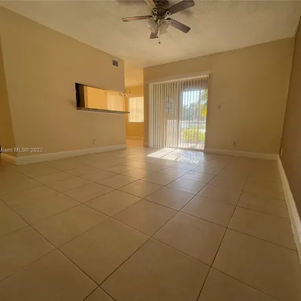 Image 5 - 5780 Rock Island Road, Tamarac, FL 33319, USA - Condo for rent