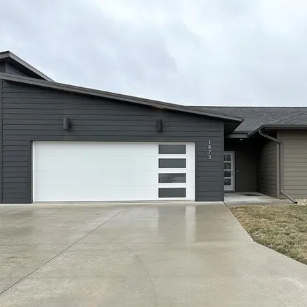 Buy this 2 bed house on Harrison Avenue in Sioux Center, IA 51250