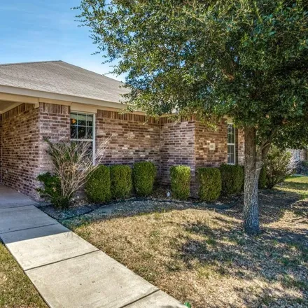 Buy this 5 bed house on 616 Mission Lane in Lancaster, TX 75146